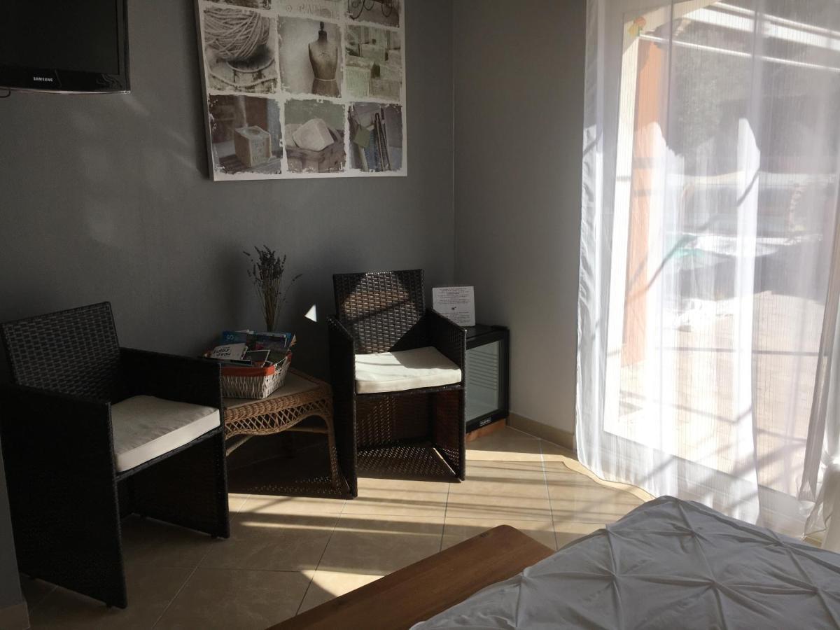 알렝 Les Lavandes B&B 외부 사진